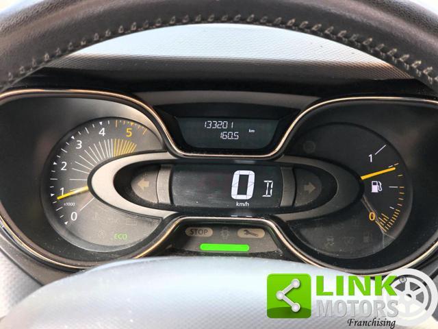 RENAULT Captur R-Link Automatica Dci 90CV E6