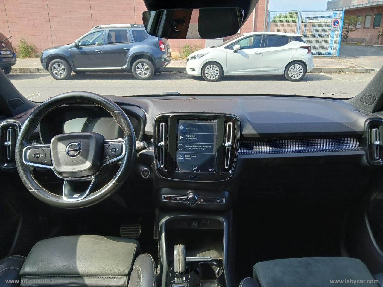 VOLVO XC40 D3 AWD Geartronic R-design