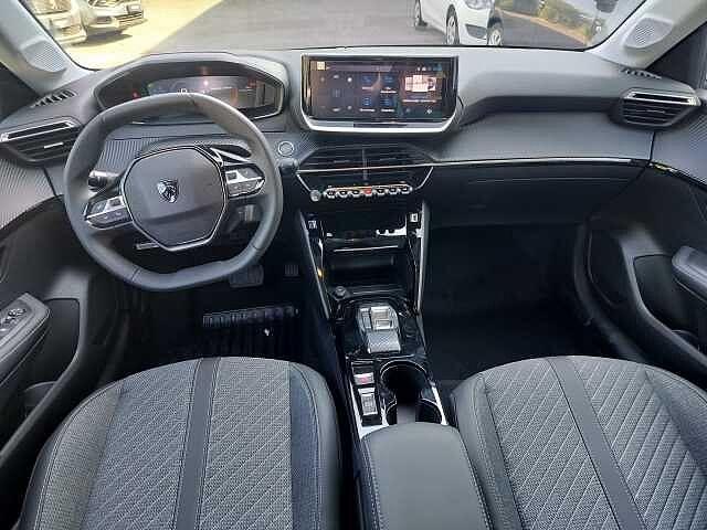 Peugeot 208 motore elettrico 136 CV Allure
