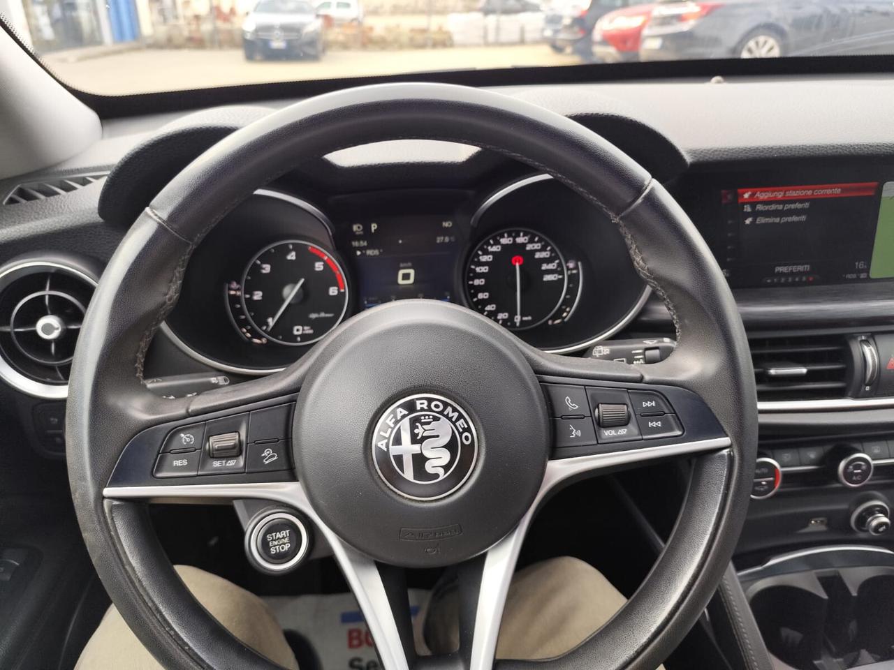 Alfa Romeo Stelvio 2.2 Turbodiesel 210 CV AT8 Q4 Super