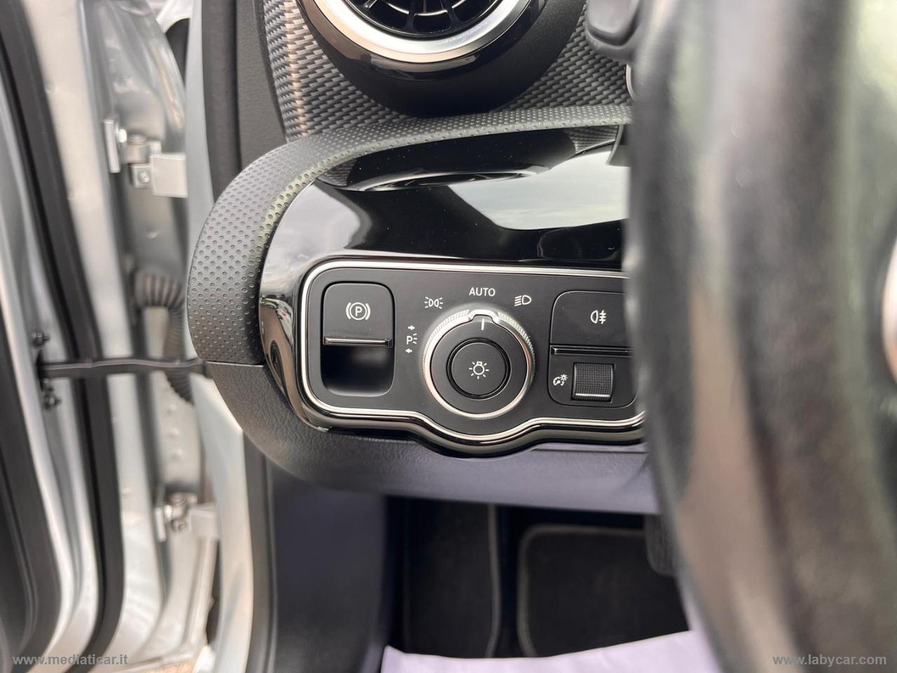 MERCEDES-BENZ A 180 d Automatic Sport