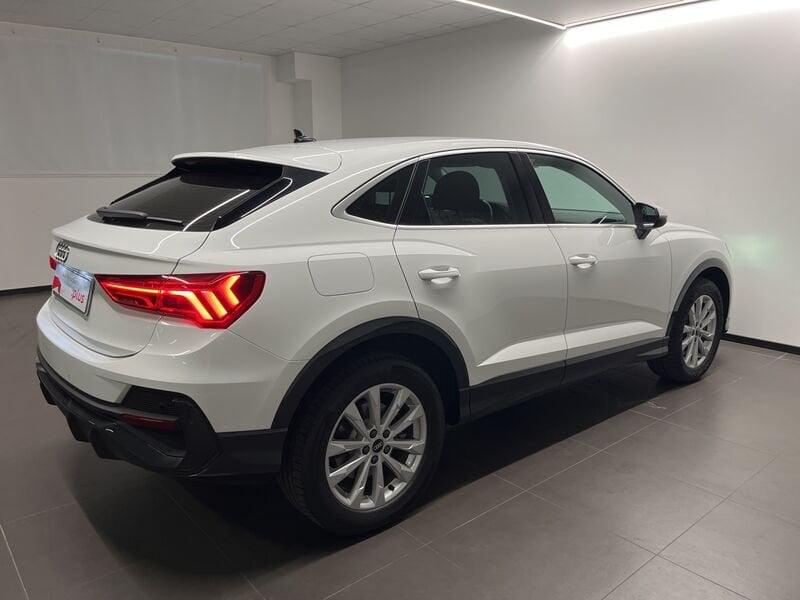 Audi Q3 Audi Sportback Business Plus 45 TFSI e 180(245) kW(PS) S tronic