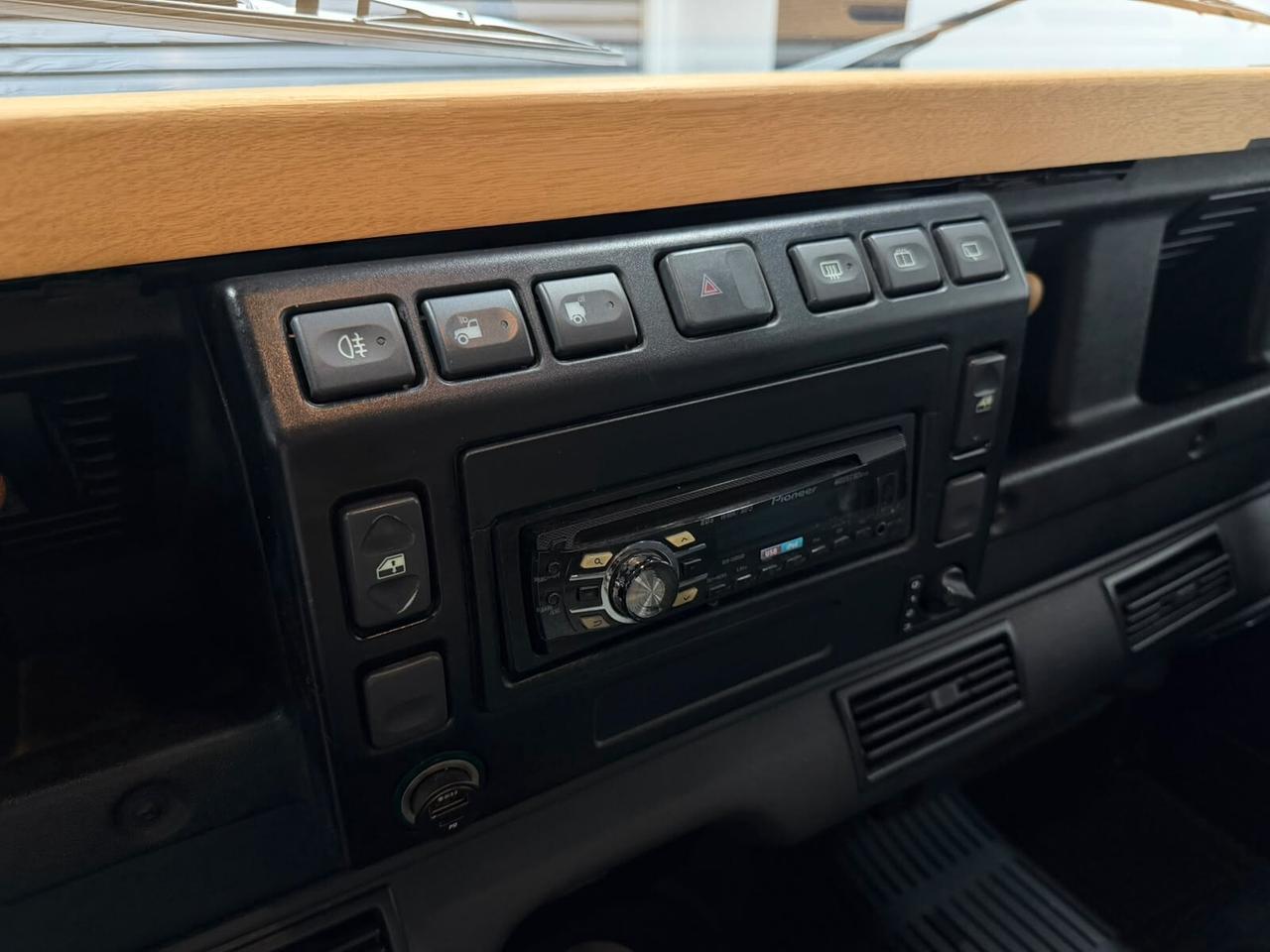 Land Rover Defender 90 2.5 Td5