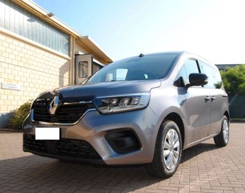 RENAULT KANGOO ALLESTIMENTO GUIDA E CARICAMENTO CARROZZINA