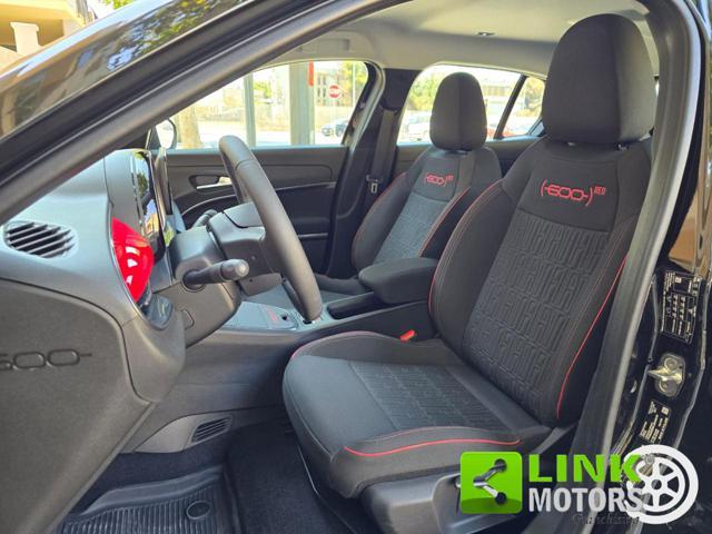 FIAT 600e Red