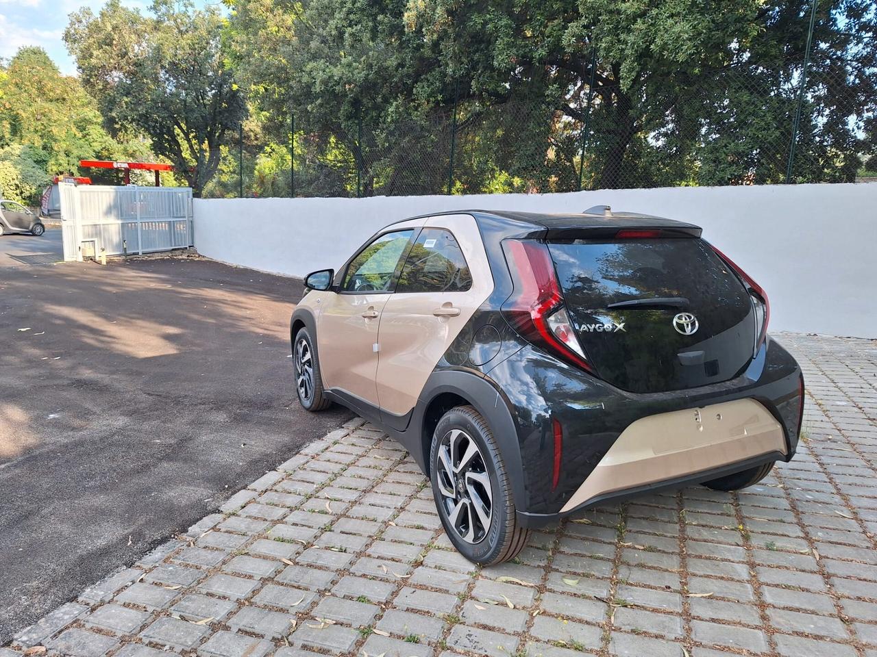 Toyota Aygo X 1.0 VVT-i 72 CV 5 porte Trend