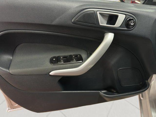 FORD Fiesta 1.2 16V 82CV 5p. Titanium Bs.