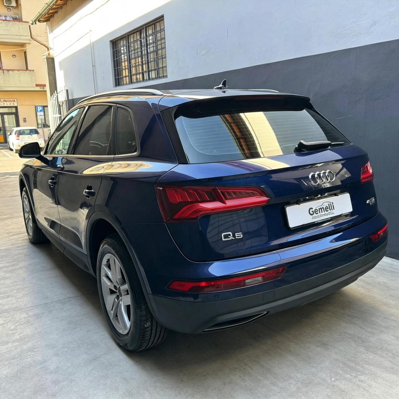 Audi Q5 2.0 TDI quattro S tronic line plus