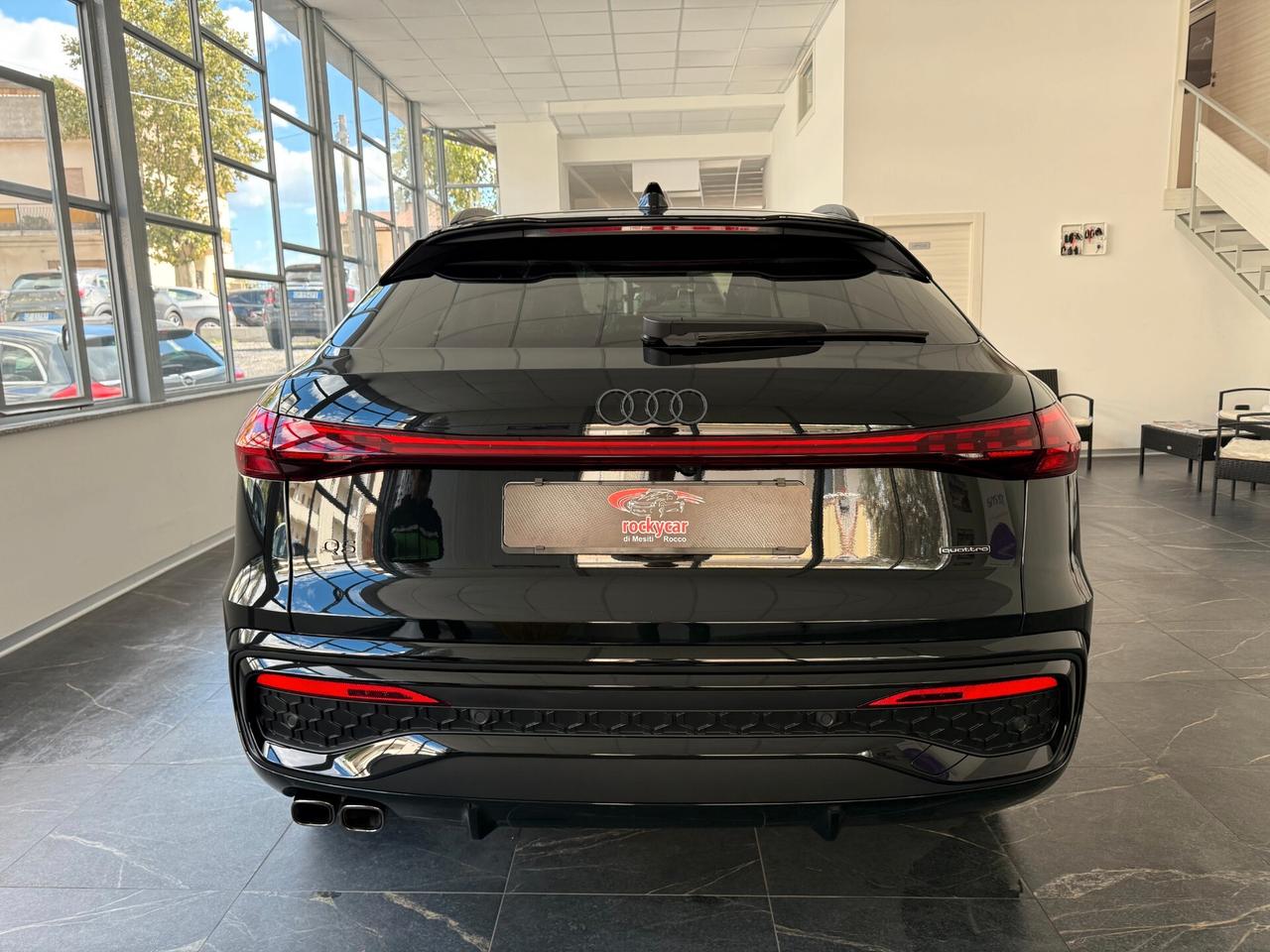 Audi Q5 TDi 150 kW mHEV+ S tronic quattro Launch edition line