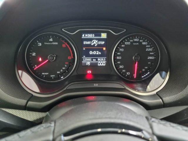AUDI Q2 30 TDI Business