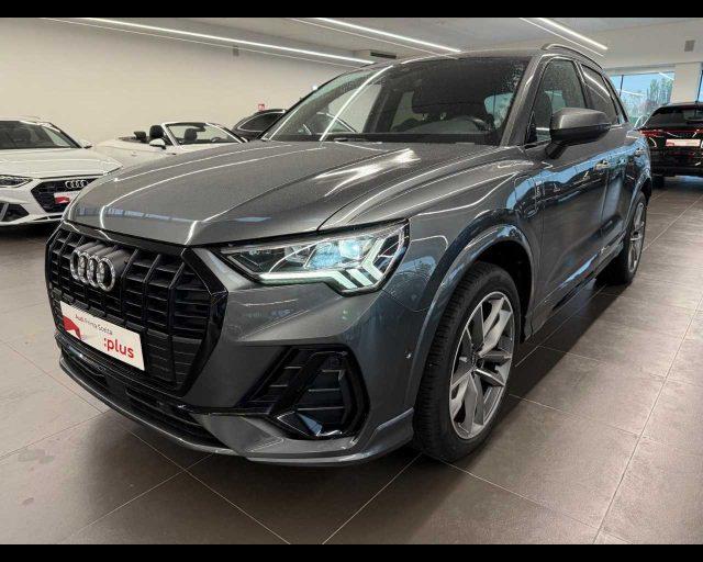 AUDI Q3 45 TFSI e S tronic S line edition