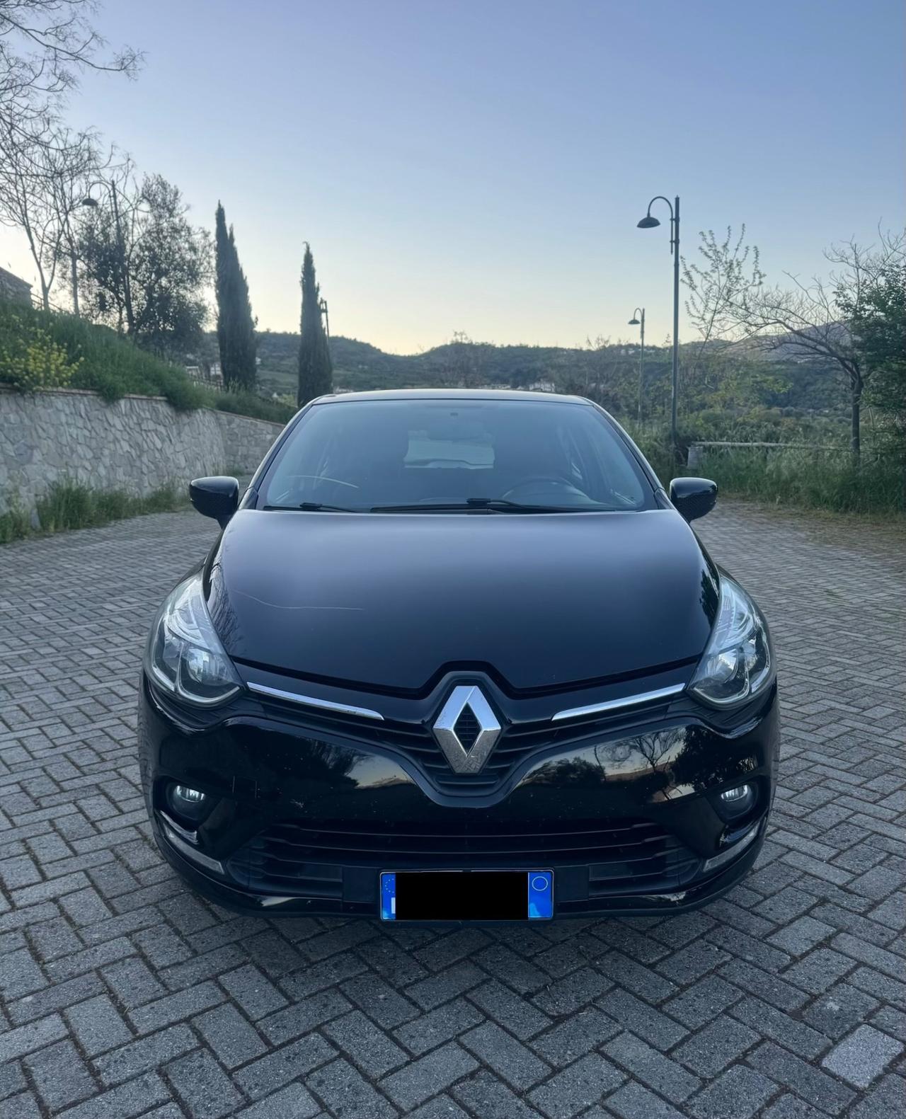 Renault Clio 1.5 dCi 90CV *Black Edition* 2016