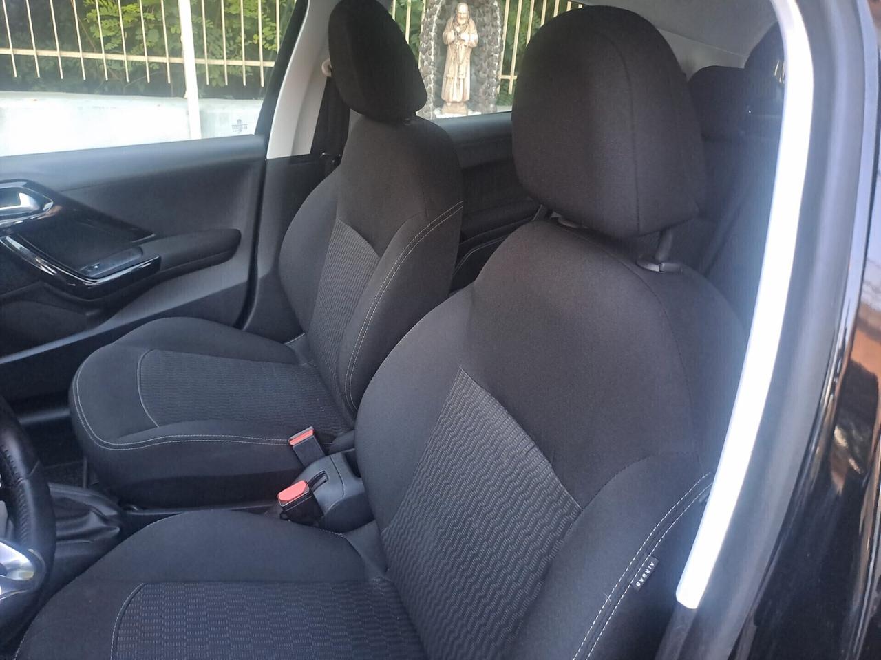 Peugeot 208 BlueHDi 75 5 porte Active.Pochi KM