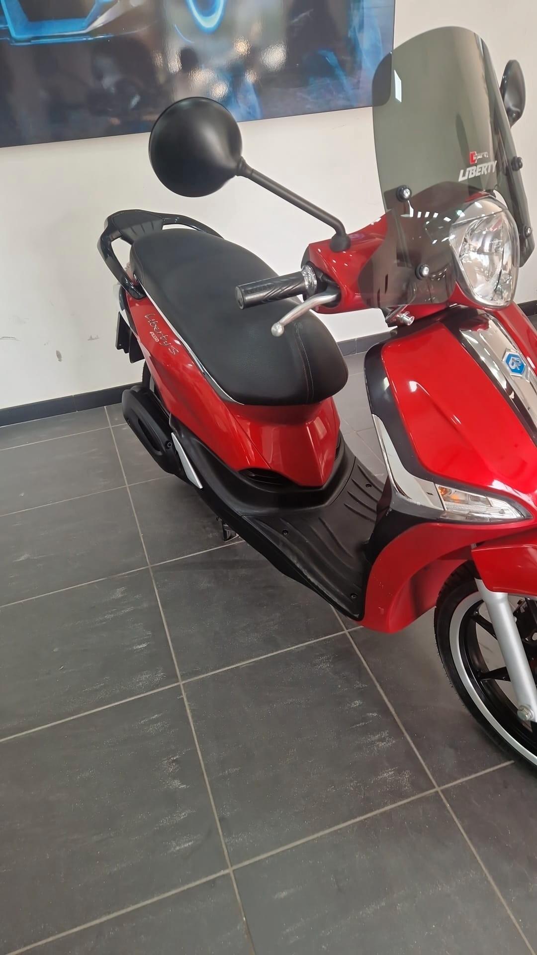 Piaggio Liberty S 125