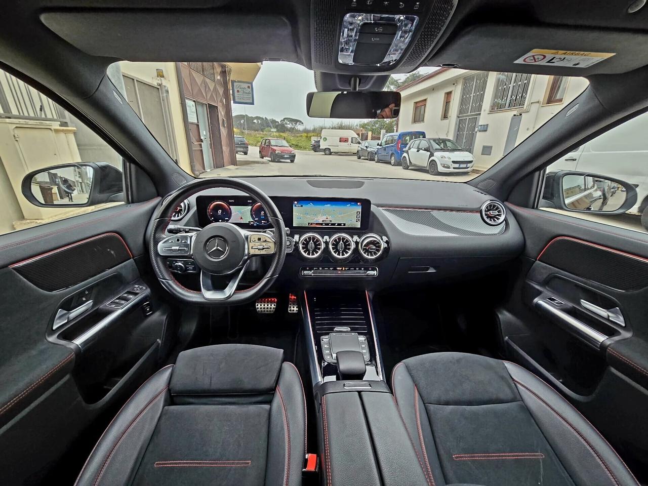 MERCEDES GLA 250e PHEV(eq-power) PREMIUM AMG