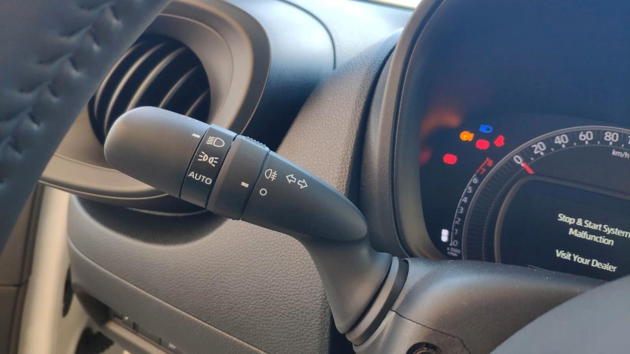 Toyota Aygo X 1.0 VVT-i 72 CV 5 porte KM 0