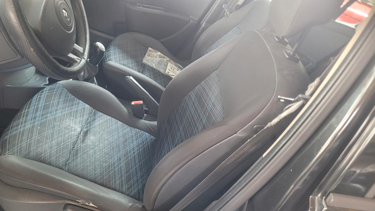 Renault Clio Storia 1.2 5 porte