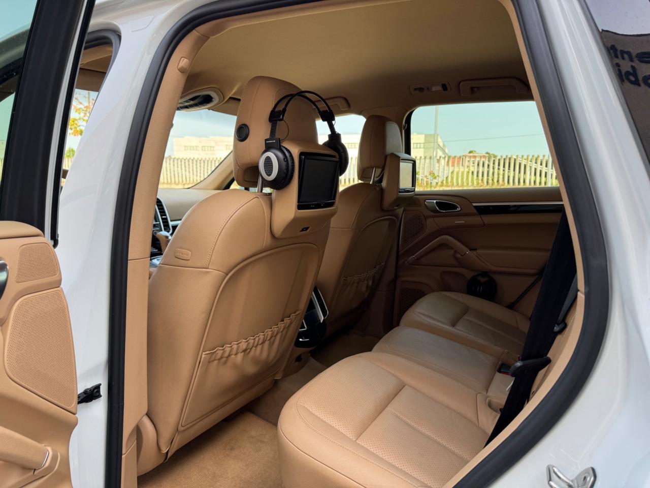 Porsche Cayenne 3.0 Diesel 245cv