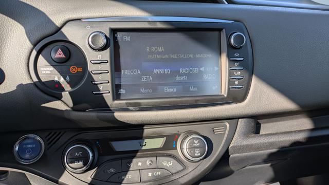 TOYOTA Yaris Hybrid 1.5cc 72cv CAMERA POST. AUTOMATICA