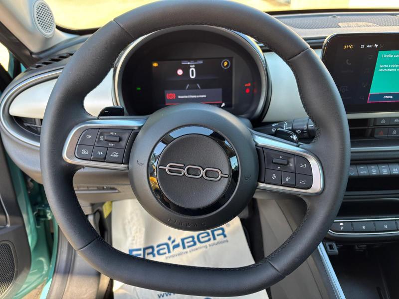 Fiat 600 1.2 hybrid La Prima 110cv auto LED-NAVI-18"