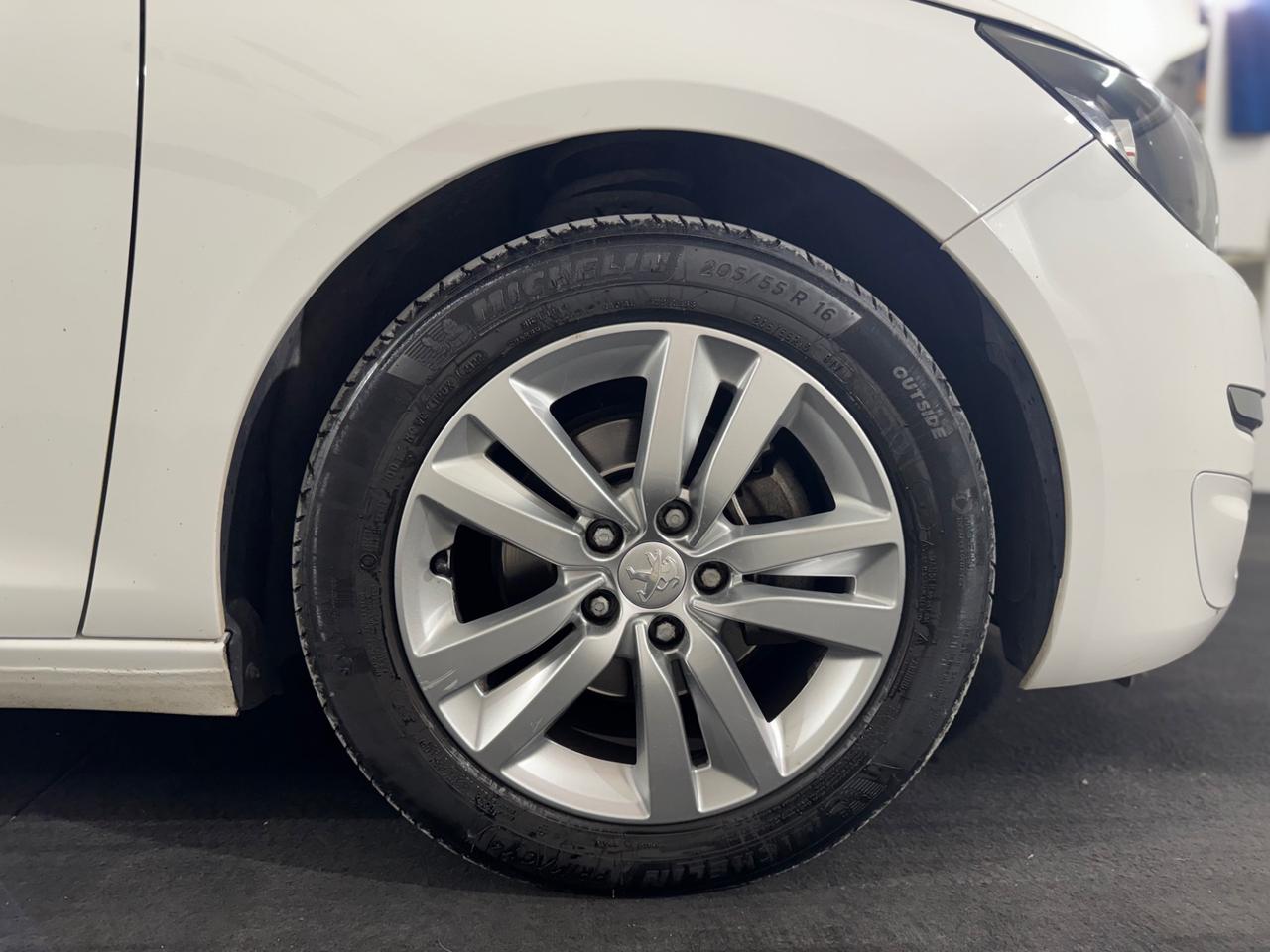 Peugeot 308 BlueHDi 120 S&S SW Business