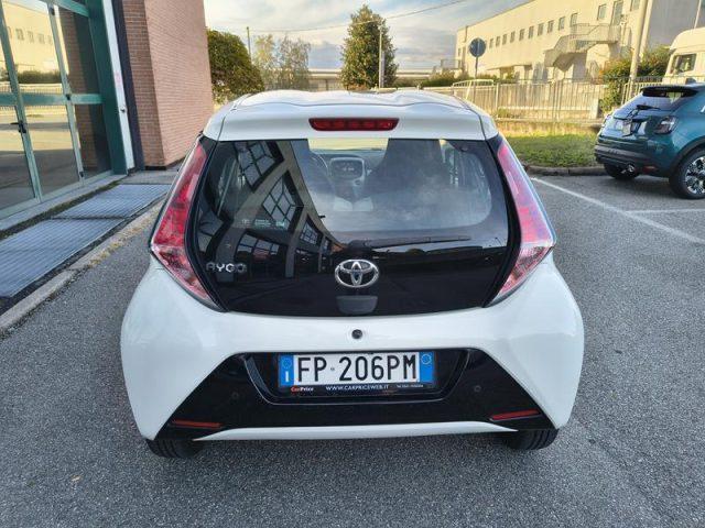 TOYOTA Aygo 1.0 VVT-i 69 CV 5 porte x-play NEOPATENTATI