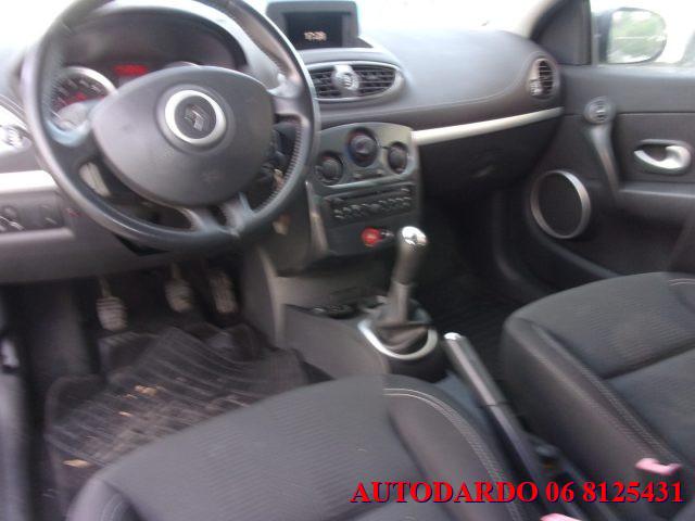 RENAULT Clio 1.2 16V TCE 100CV SporTour Dynamique