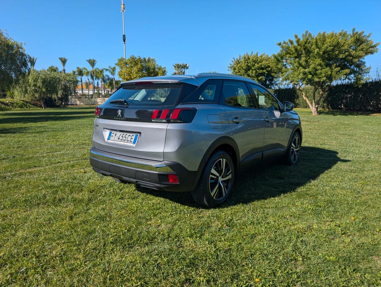 Peugeot 3008 BlueHDi 130 S&S EAT8 Allure