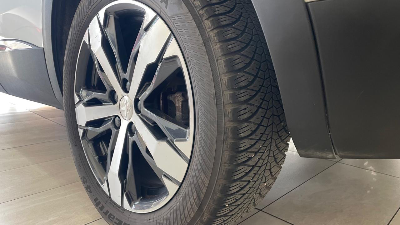 Peugeot 3008 BlueHDi 120 S&S EAT6 Allure
