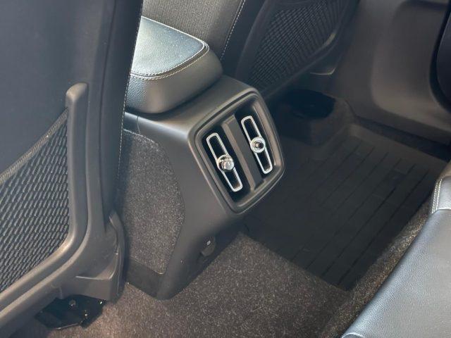 VOLVO XC40 D3