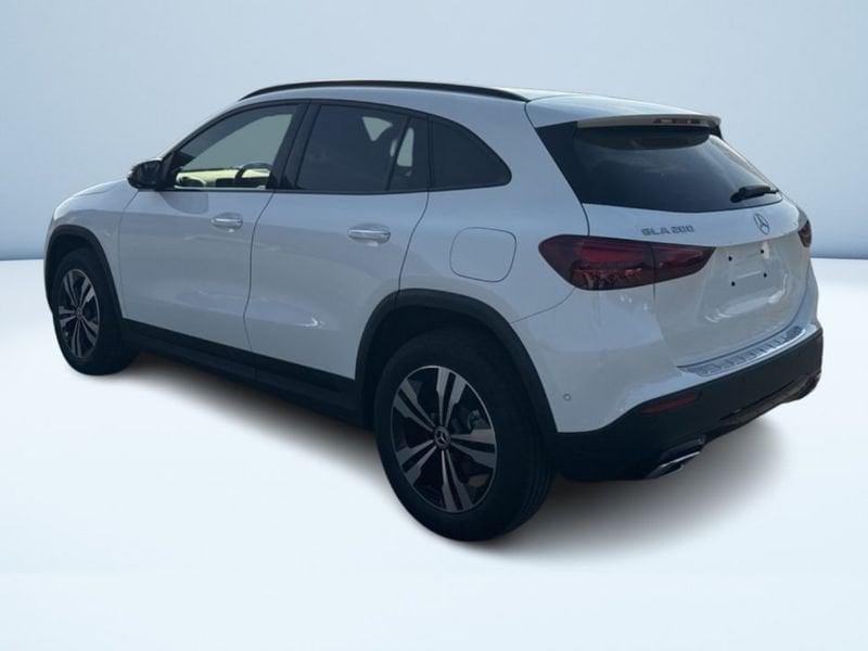 Mercedes-Benz GLA 200 Automatic Advanced Plus Progressive