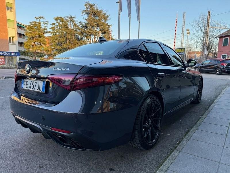 Alfa Romeo Giulia Giulia 2.2 Turbodiesel 180 CV AT8 Super