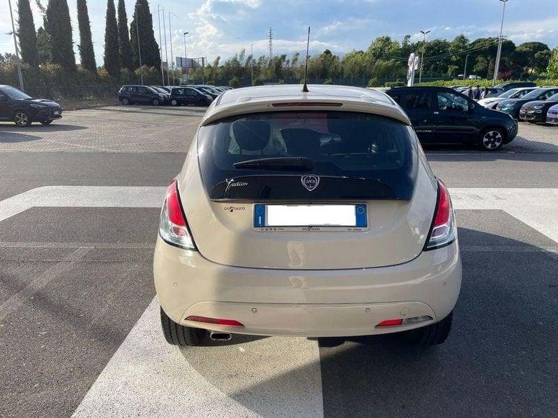 Lancia Ypsilon 1.2 69 CV 5 porte GPL Ecochic Gold