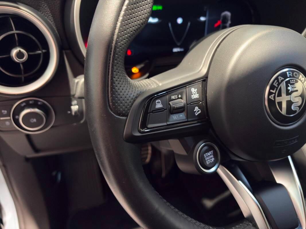 Alfa Romeo Stelvio 2.2 t Sprint Q4 210cv auto