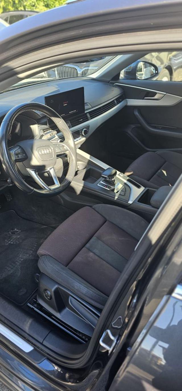 AUDI A4 Avant 35 TDI/163 CV S tronic S line edition