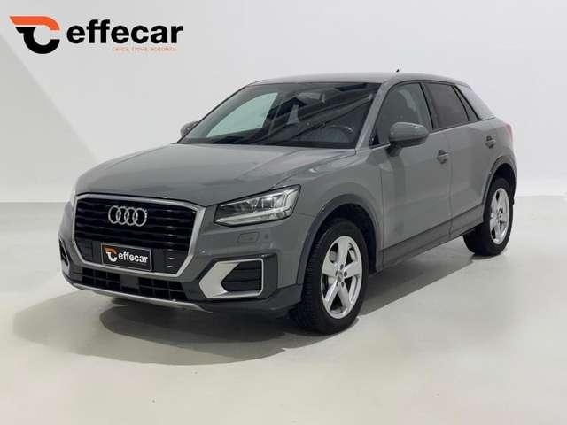 Audi Q2 30 TDI S tronic Identity Black