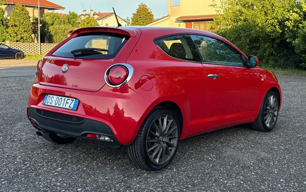 Alfa Romeo MiTo 1.6 JTDm Distinctive Sport Pack