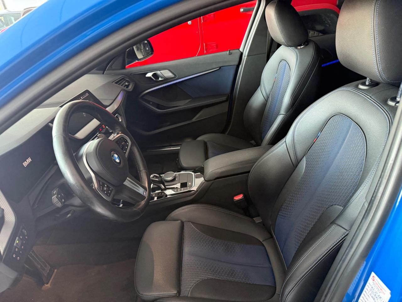 Bmw 118 118d 5p. Msport