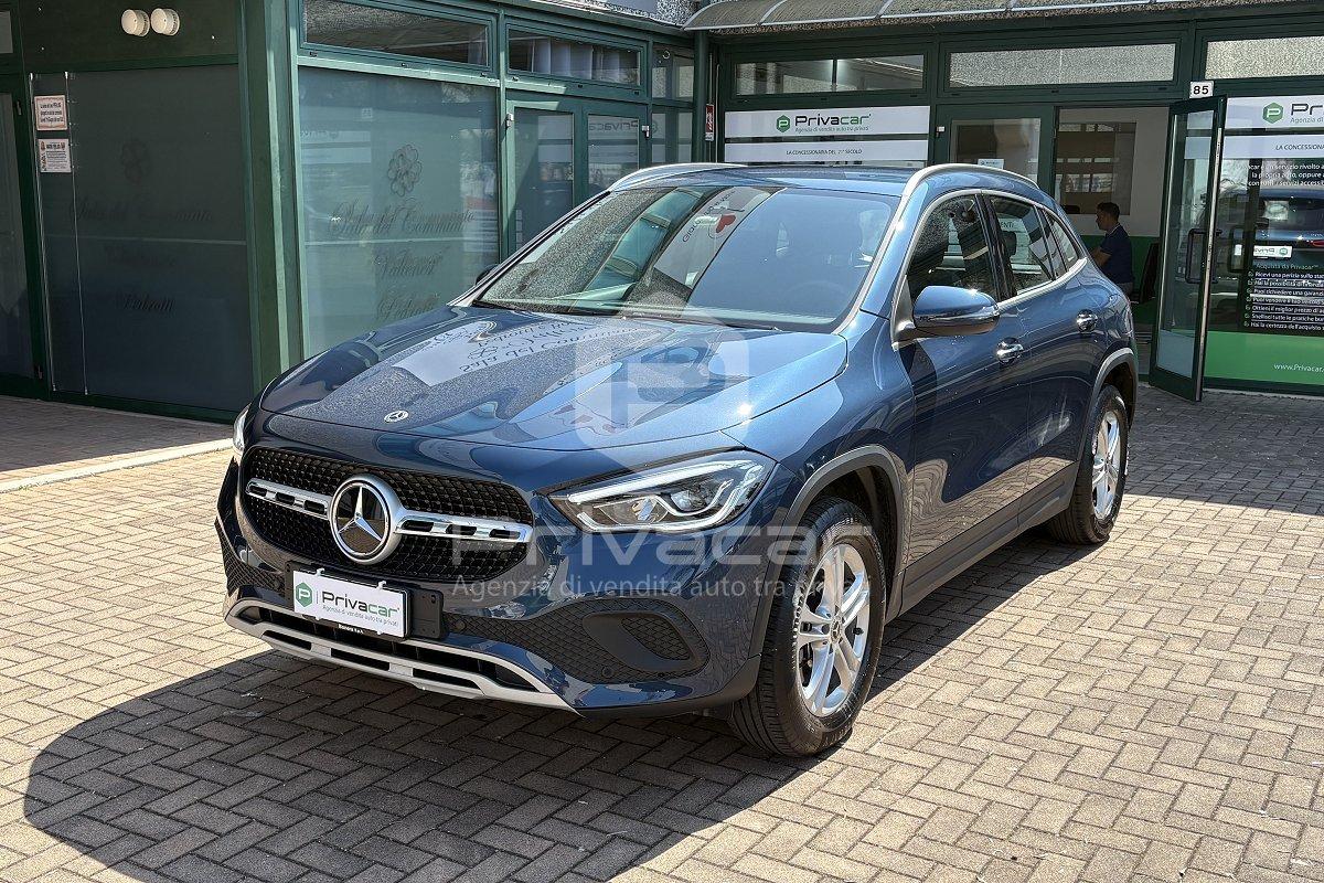 MERCEDES GLA 200 Automatic Business