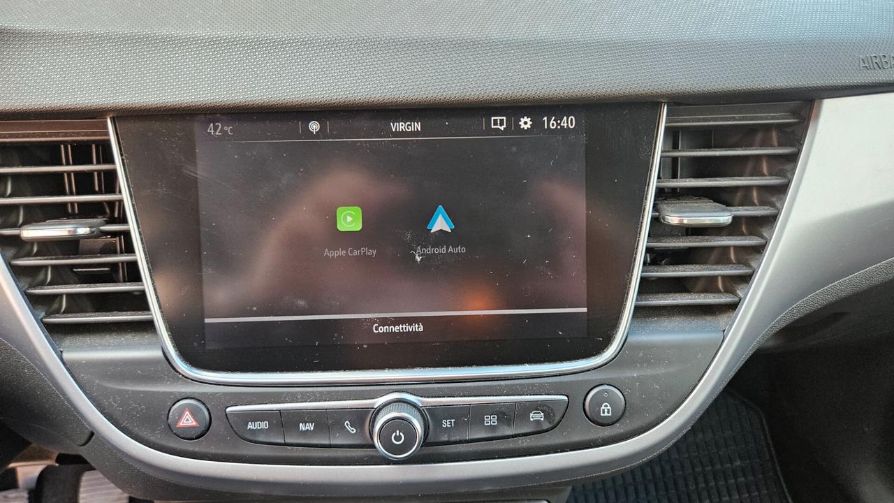 Opel Crossland 1.2 81CV NAVY-CARPLAY