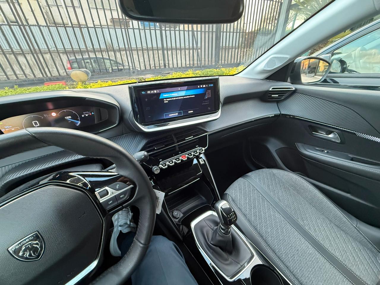 Peugeot 208 PureTech 100 Stop&Start 5 porte Allure