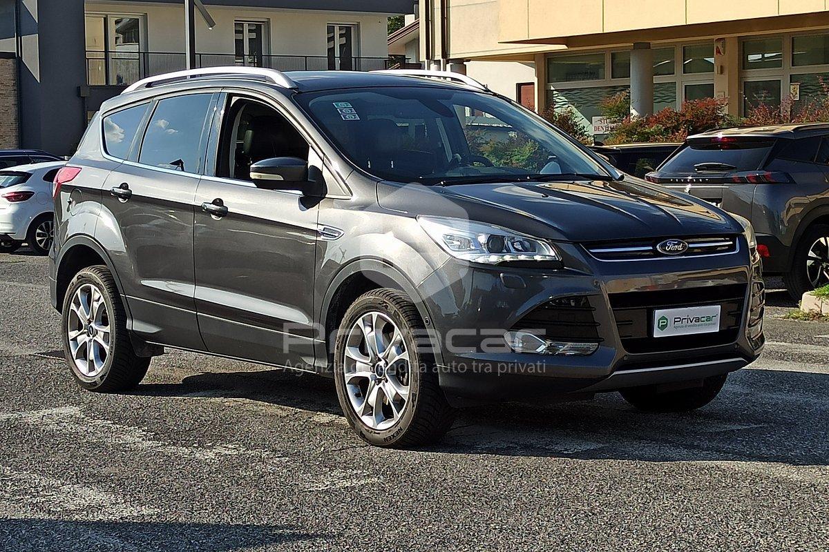 FORD Kuga 2.0 TDCI 150 CV S&S 4WD Powershift Titanium