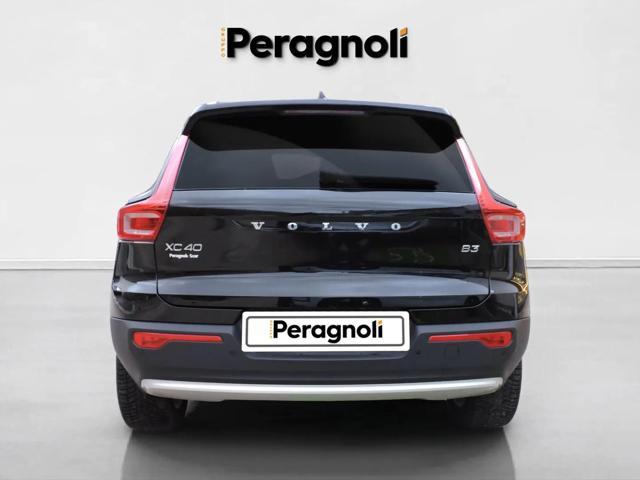 VOLVO XC40 B3 automatico Core Aziendale