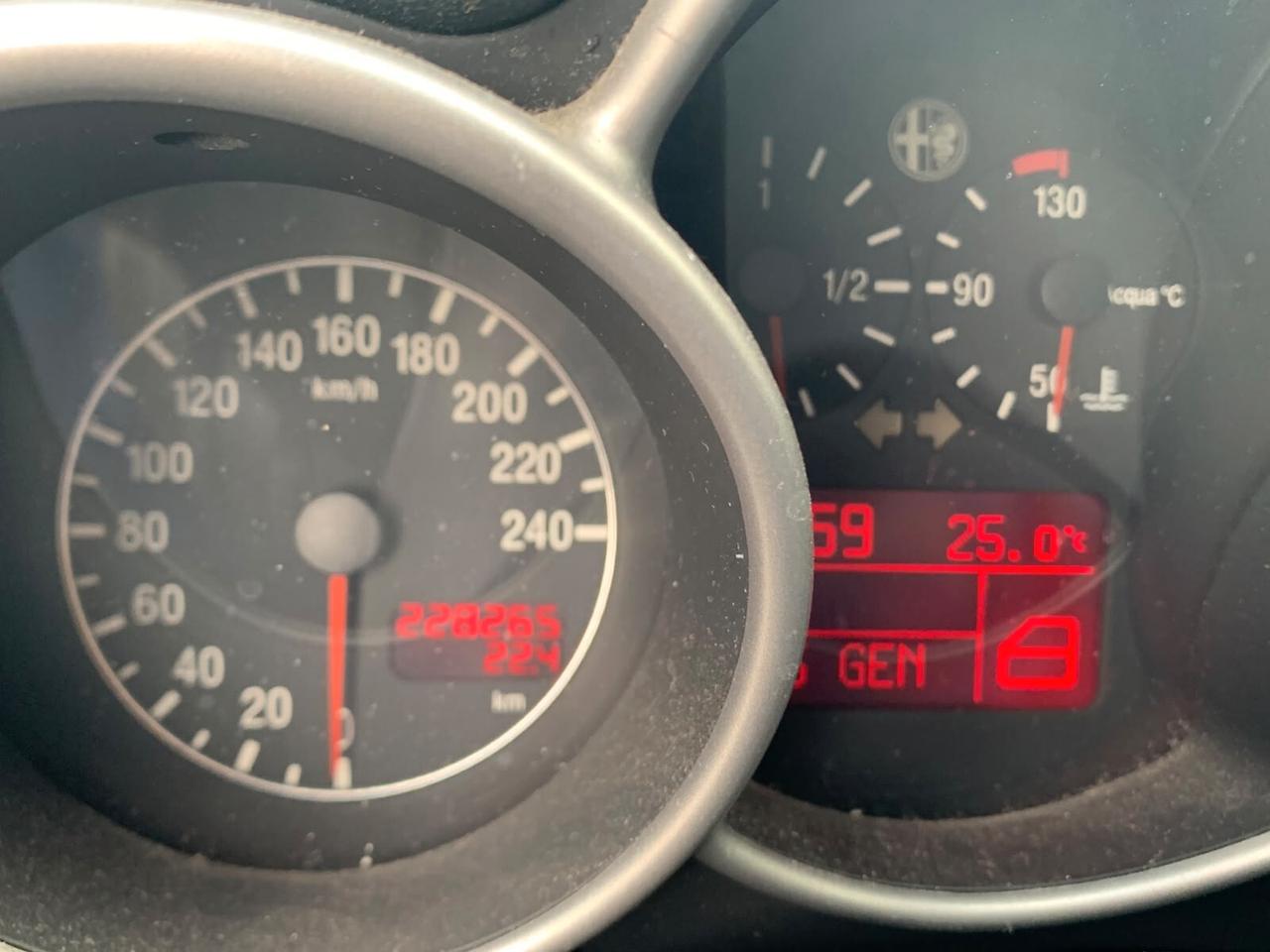 Alfa Romeo 147 1.9 Jtd 140cv 5 porte Distinctive