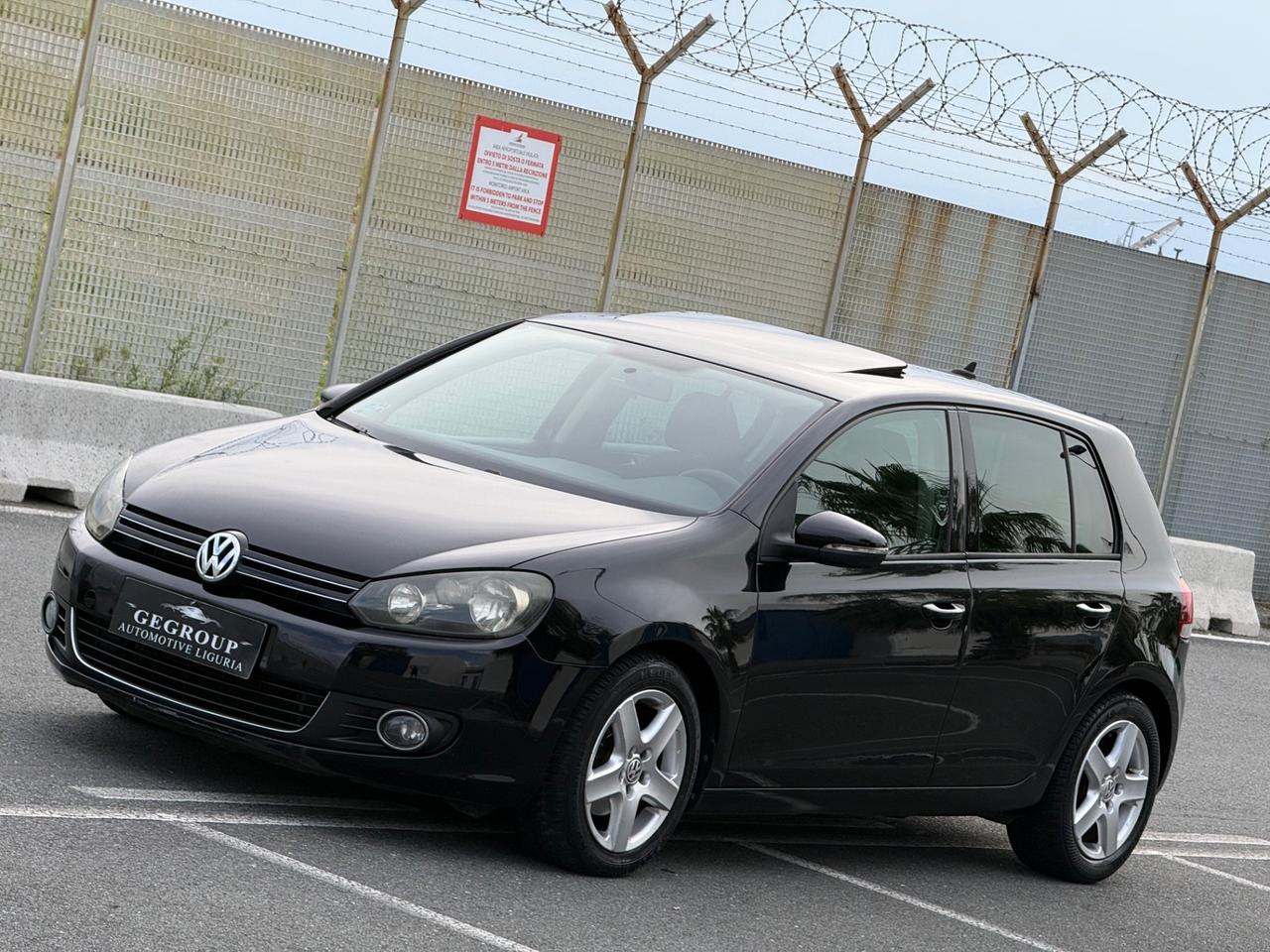 Volkswagen Golf 2.0 TDI 140CV DPF DSG 5p. Highline-TETTO-FULL