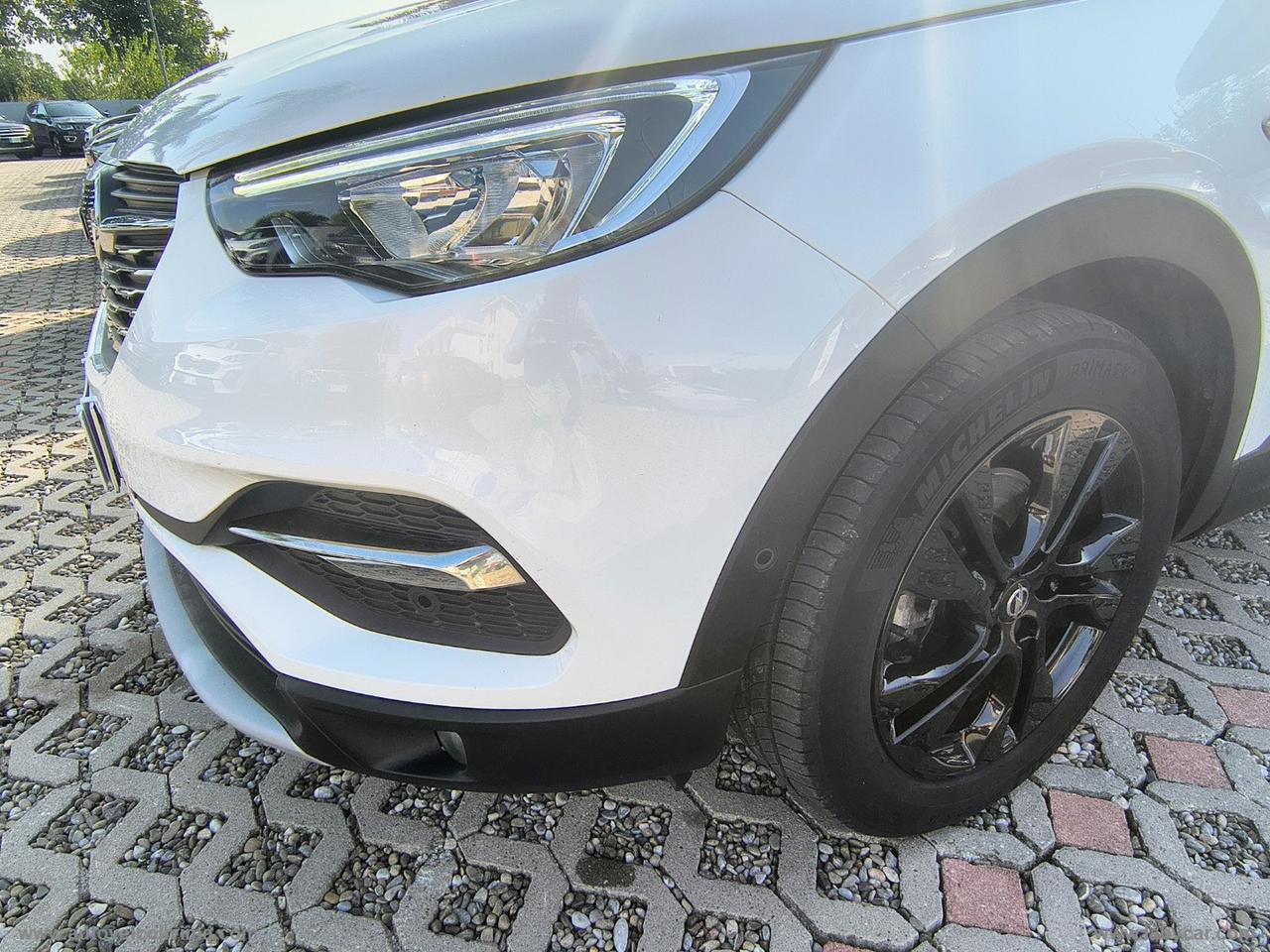 OPEL Grandland X 1.5 D Ecotec S&S Design Line