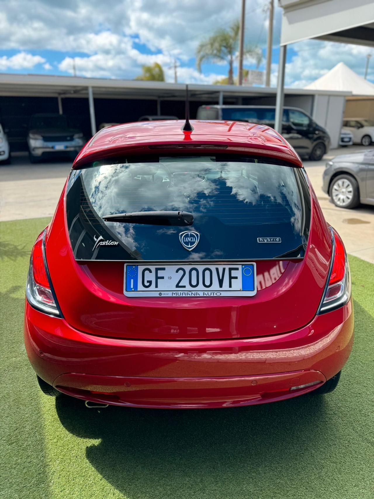 Lancia Ypsilon 1.0 FireFly 5 porte S&S Hybrid Ecochic Gold