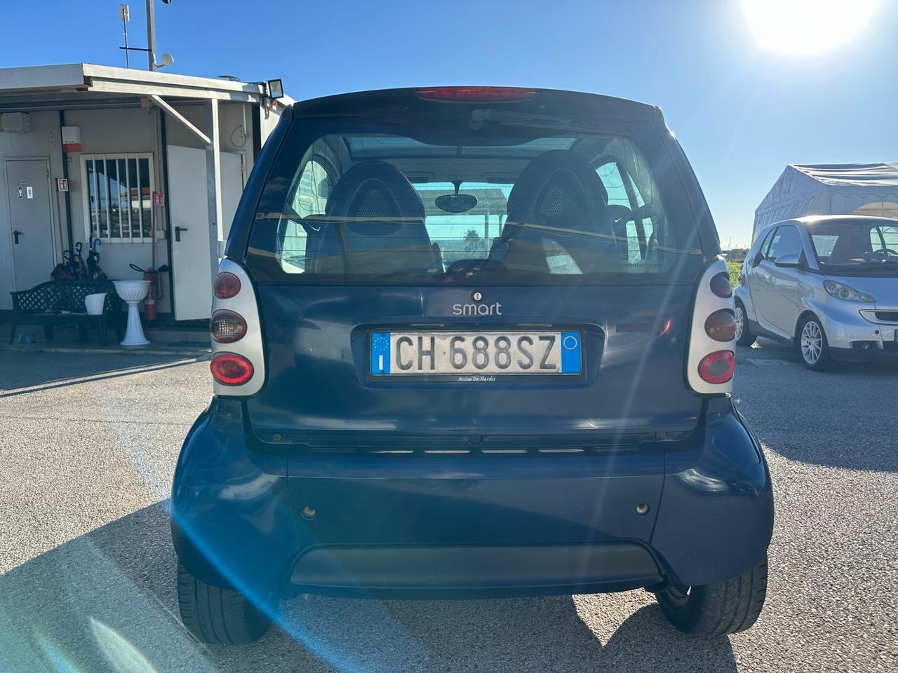 Smart 700 city-coupé pure (45 kW)
