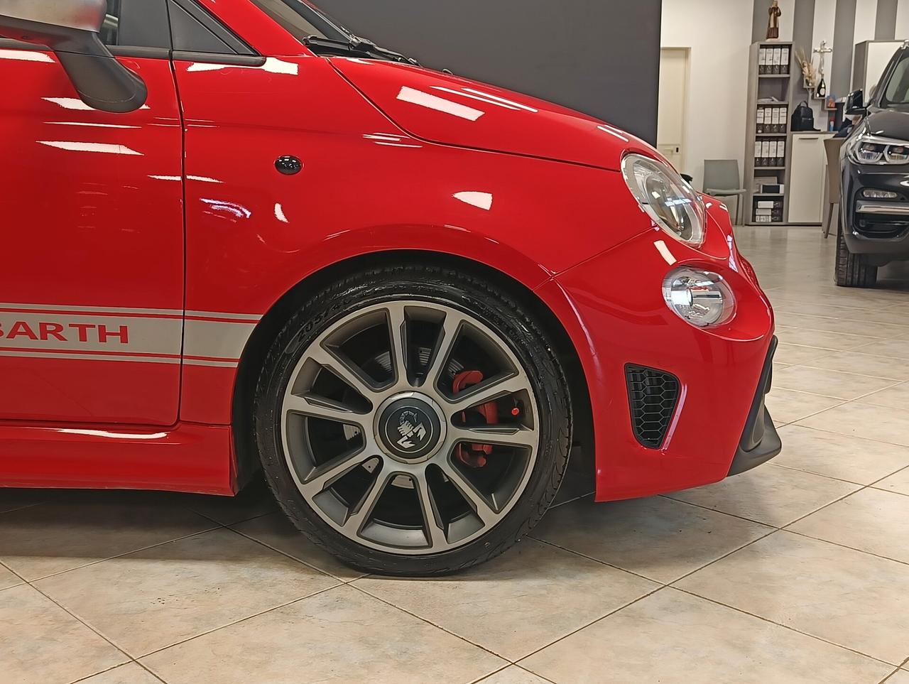 Abarth 595 1.4 Turbo T-Jet 165 CV Pista