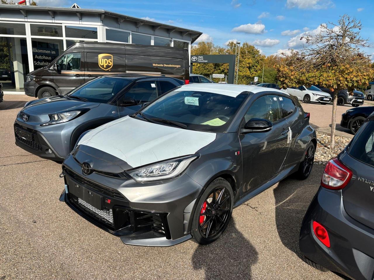 Toyota Yaris 1.6-l-Turbo GR Auto*A BREVE IN SEDE*0 KM*CINTE ROSSE*